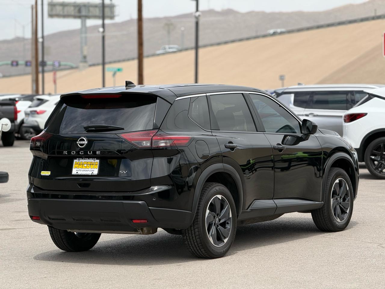 Nissan Rogue FWD SV 2024