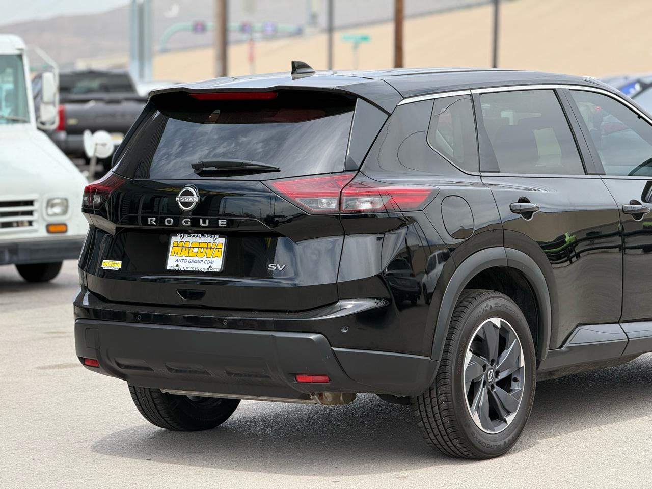 Nissan Rogue FWD SV 2024
