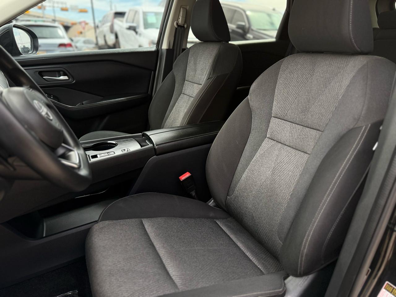Nissan Rogue FWD SV 2024