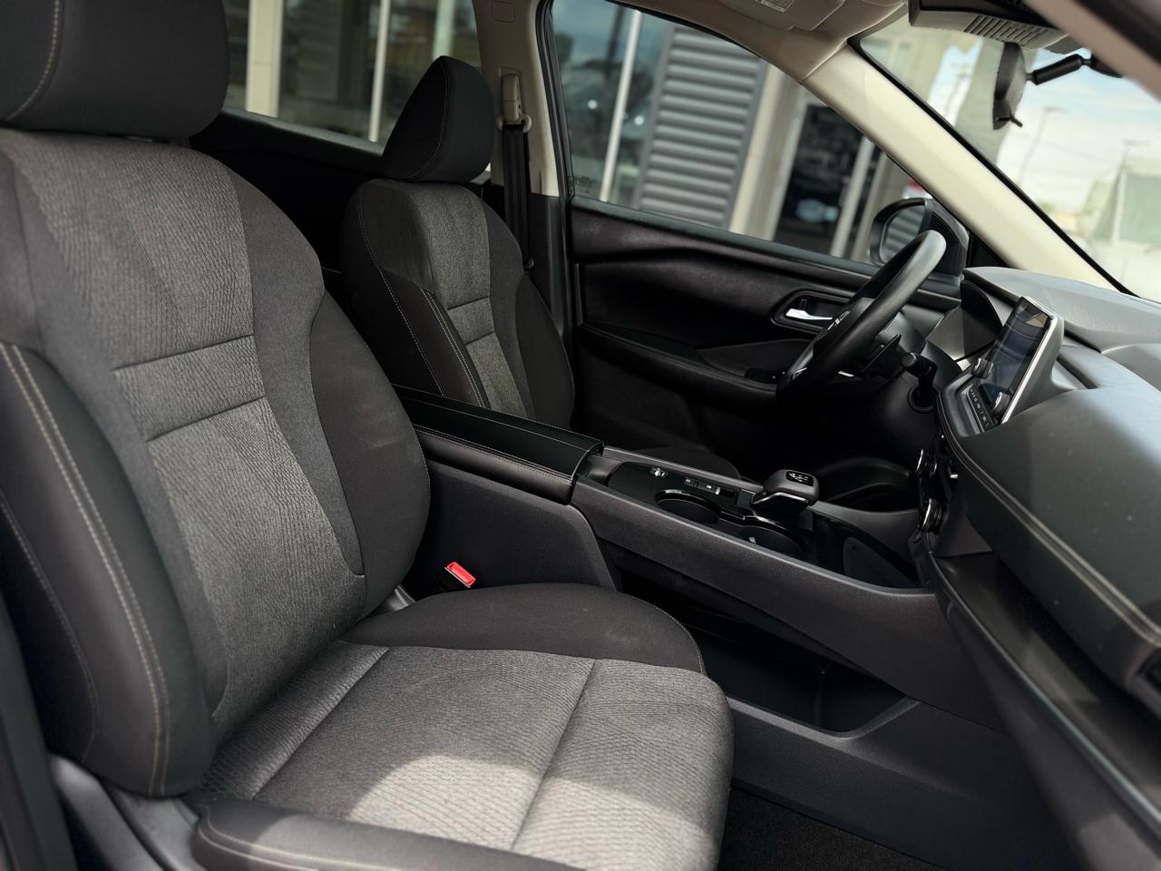 Nissan Rogue FWD SV 2024