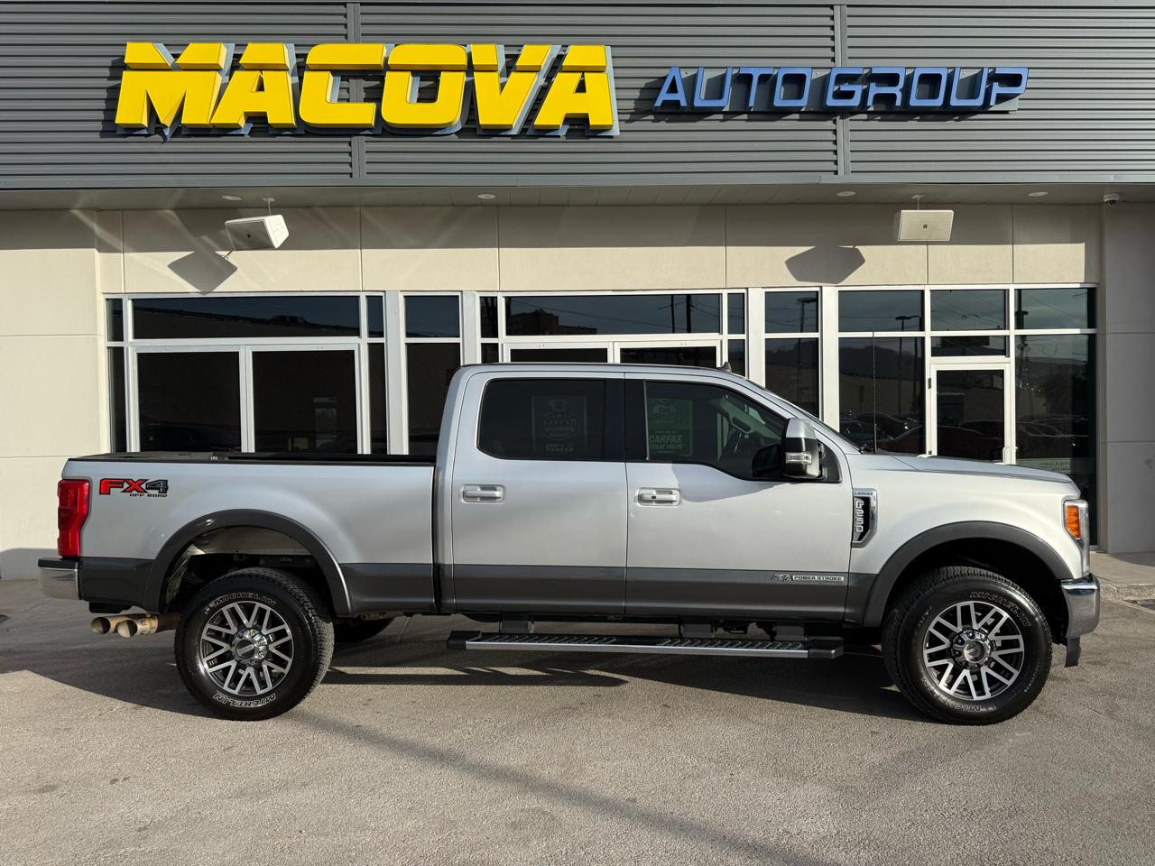 2019 Ford Super Duty F-250 SRW LARIAT 4WD Crew Cab 8' Box