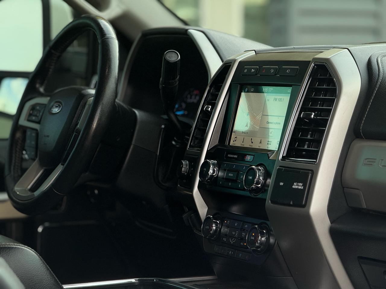 Ford Super Duty F-250 SRW Lariat 4WD Crew Cab 8' Box 2019