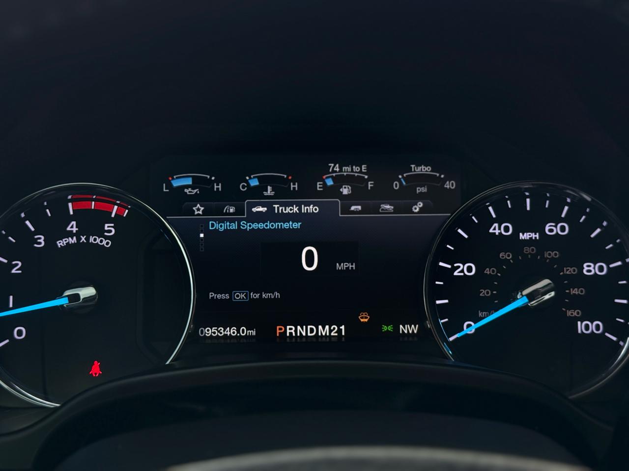 Ford Super Duty F-250 SRW Lariat 4WD Crew Cab 8' Box 2019