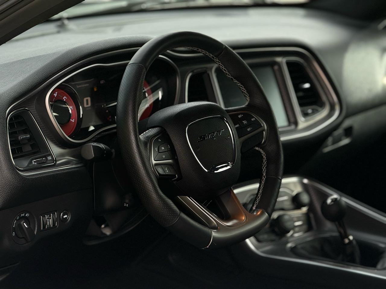 Dodge Challenger 2dr Cpe SRT Hellcat 2015