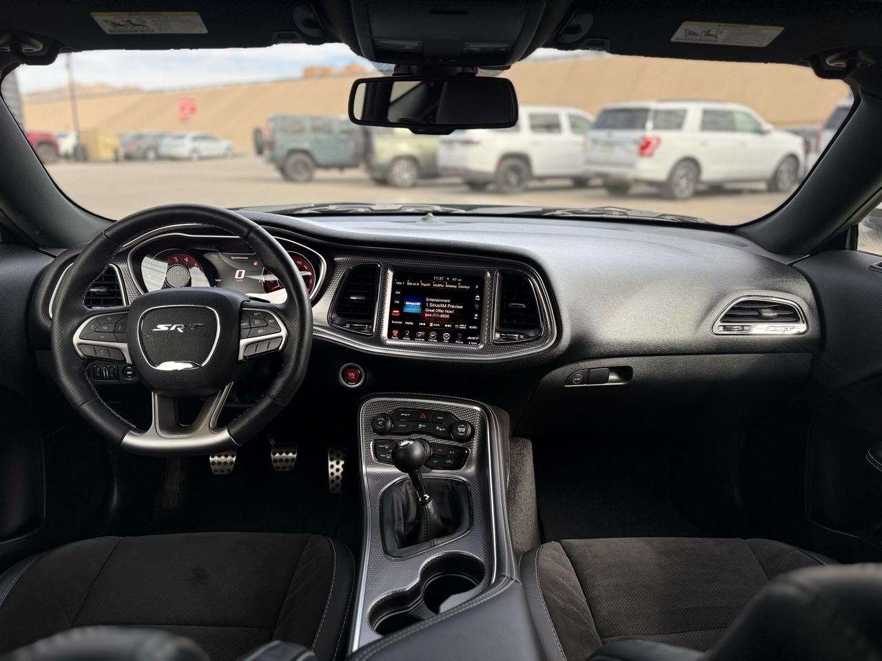 Dodge Challenger 2dr Cpe SRT Hellcat 2015