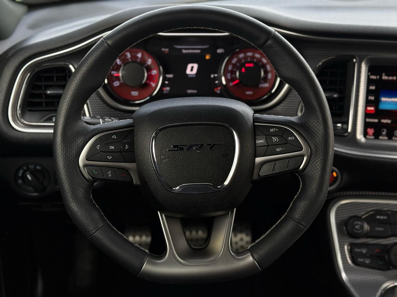 Dodge Challenger 2dr Cpe SRT Hellcat 2015