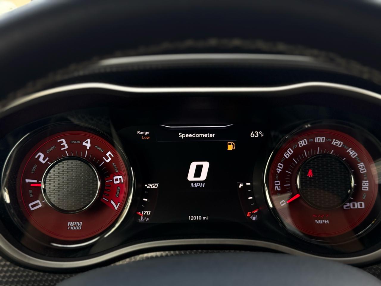 Dodge Challenger 2dr Cpe SRT Hellcat 2015