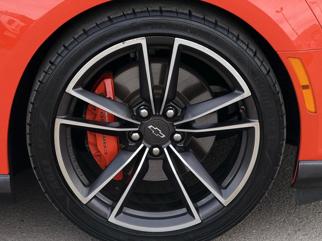 Chevrolet Camaro 2dr Cpe 2SS 2018