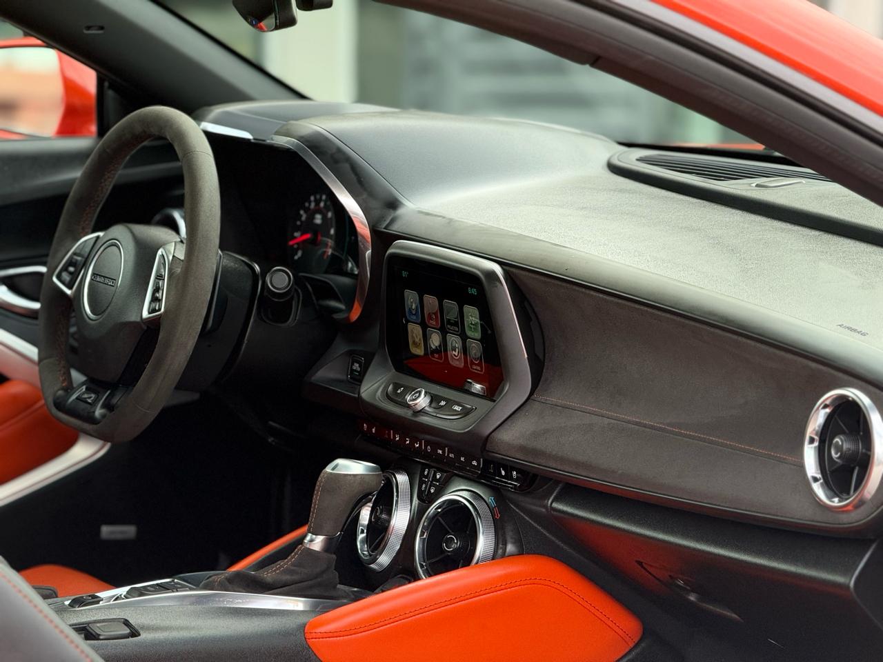 Chevrolet Camaro 2dr Cpe 2SS 2018