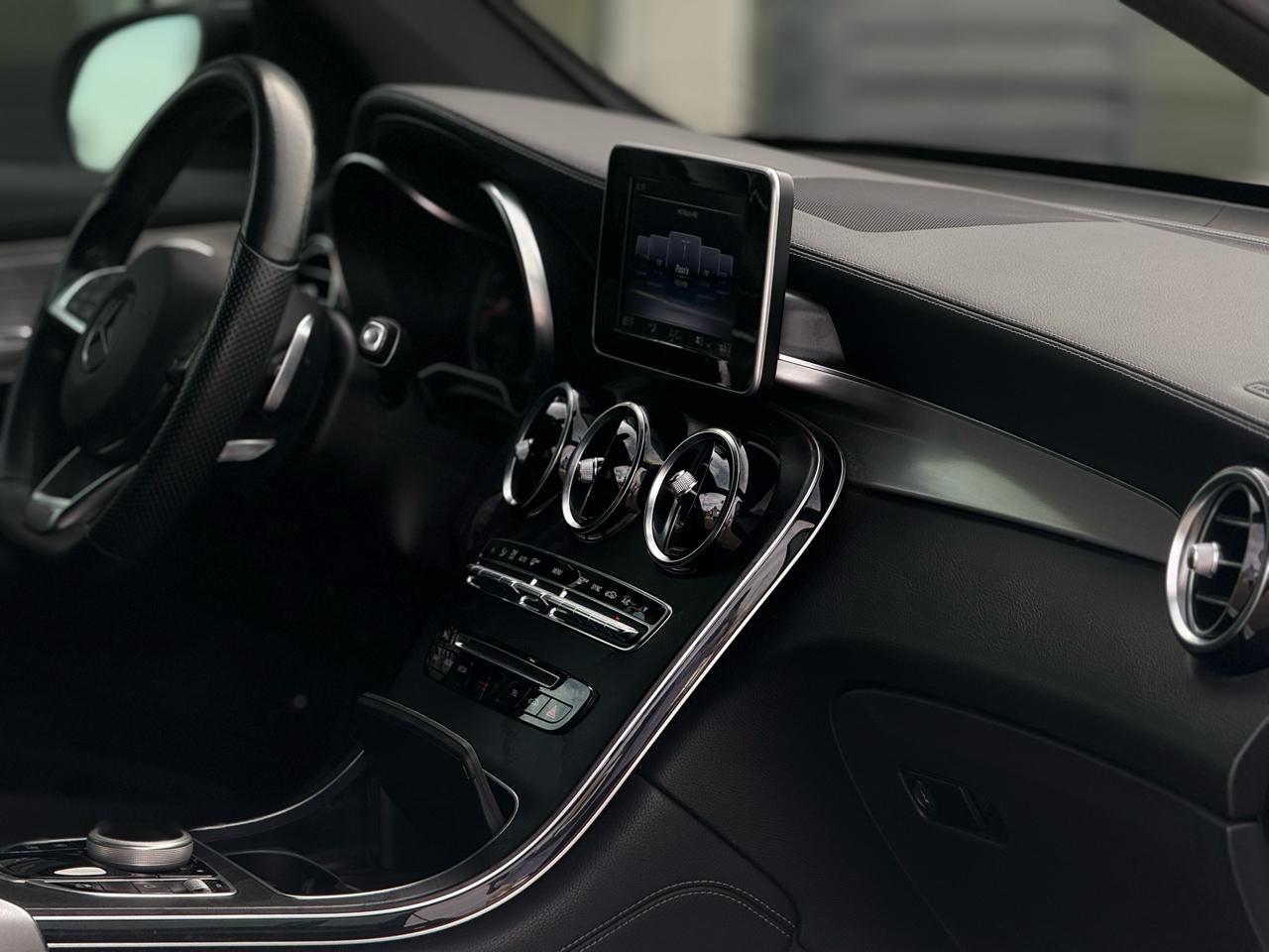 Mercedes-Benz GLC GLC 300 4MATIC Coupe 2019