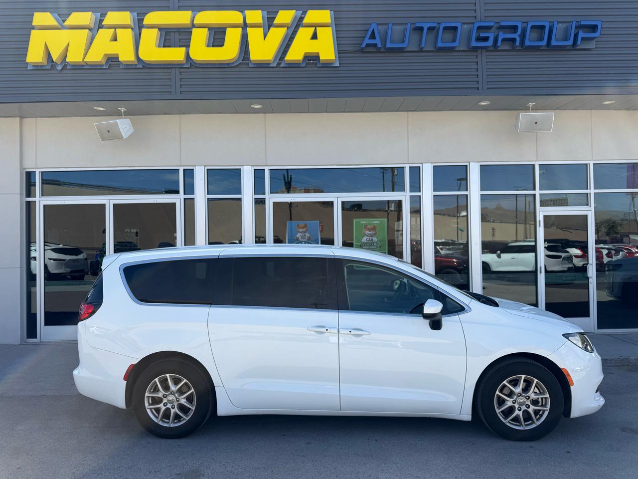 2023 Chrysler Voyager LX FWD