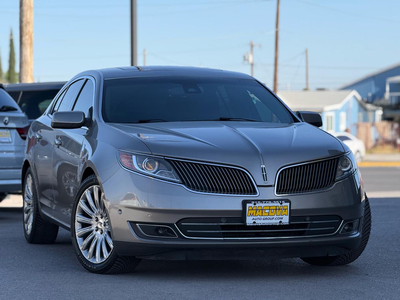 Lincoln MKS 4dr Sdn 3.7L FWD 2016