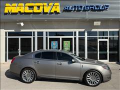 2016 Lincoln MKS 