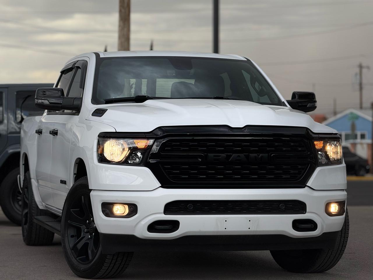 RAM 1500 Big Horn 4x4 Crew Cab 5'7" Box 2023
