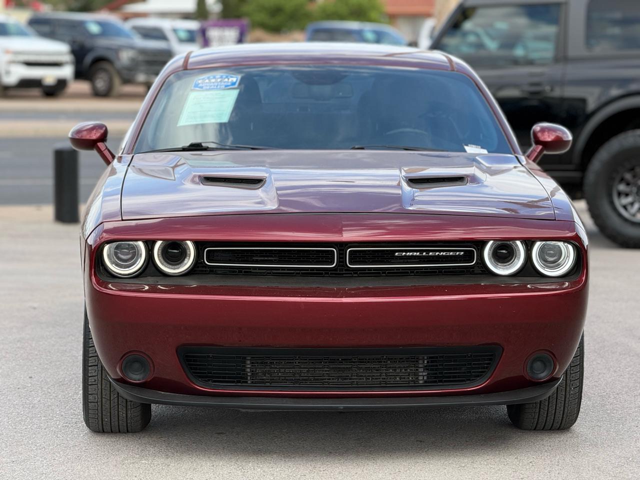Dodge Challenger SXT RWD 2019