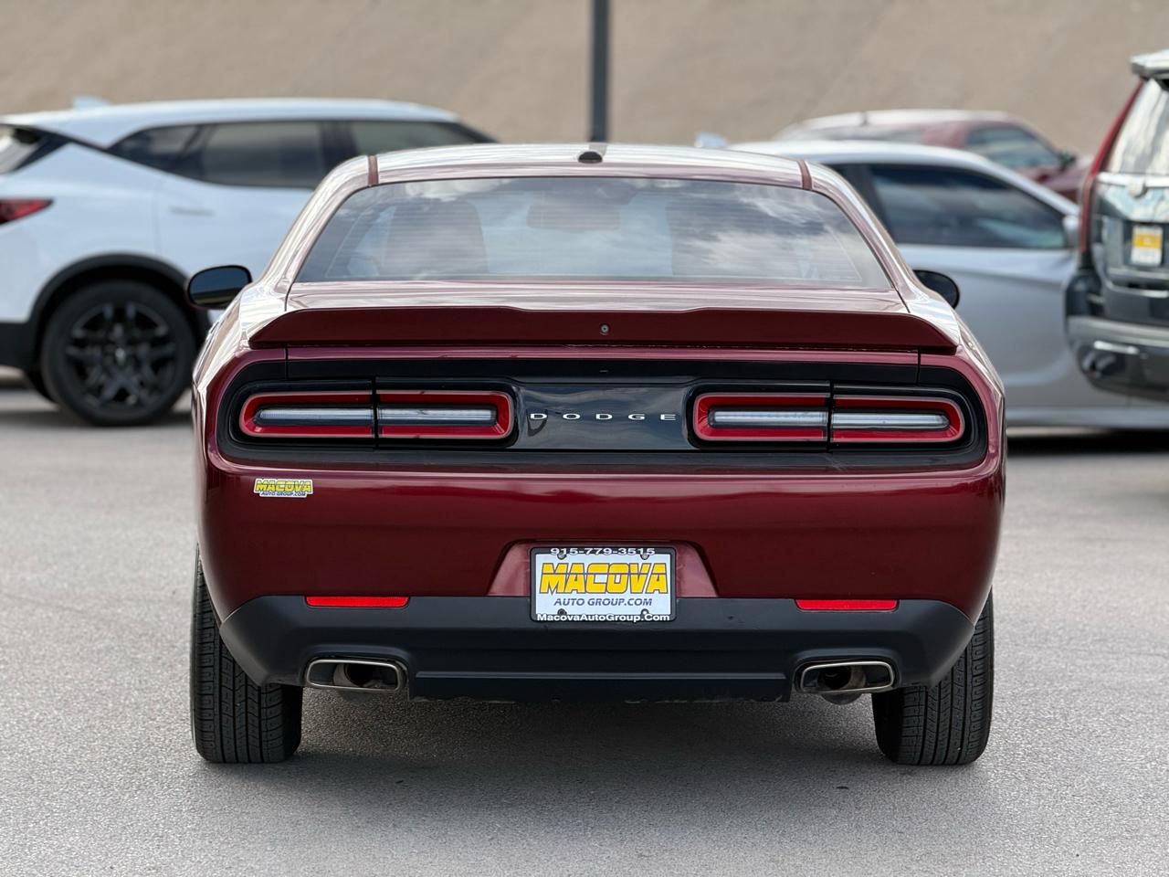 Dodge Challenger SXT RWD 2019