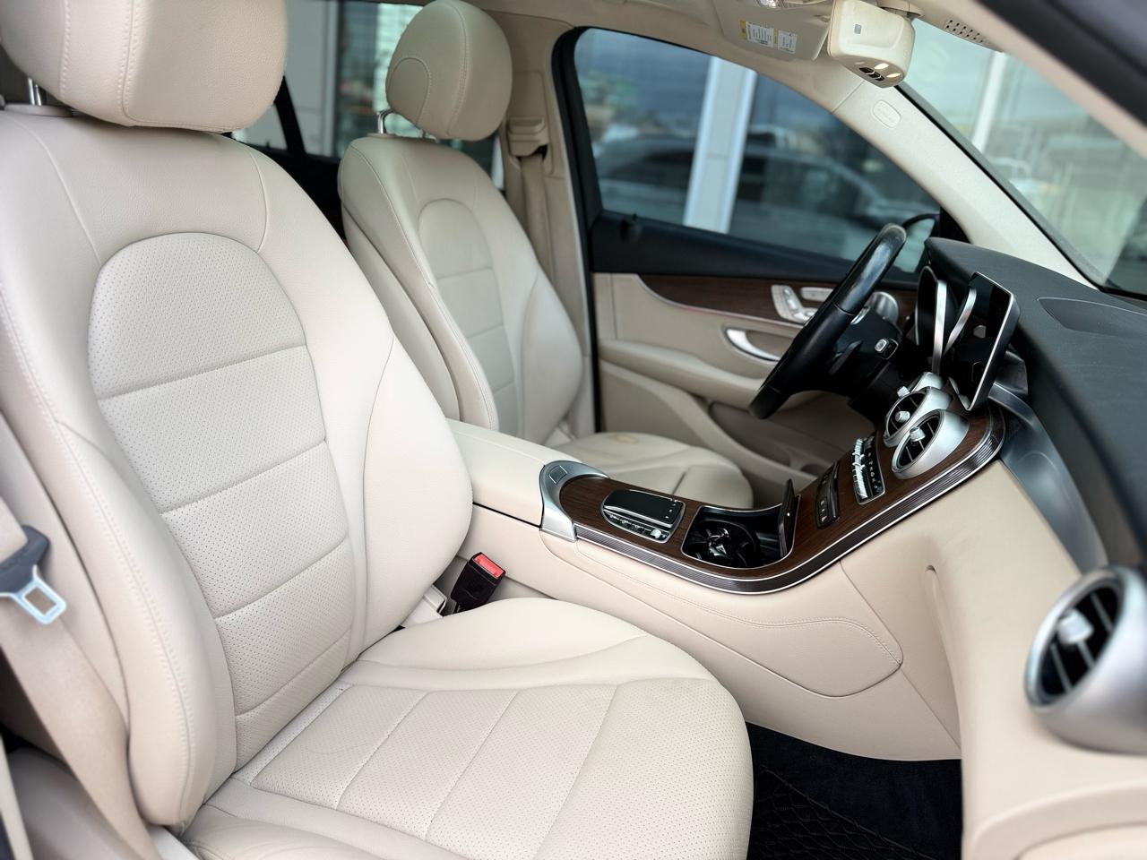 Mercedes-Benz GLC GLC 300 SUV 2020
