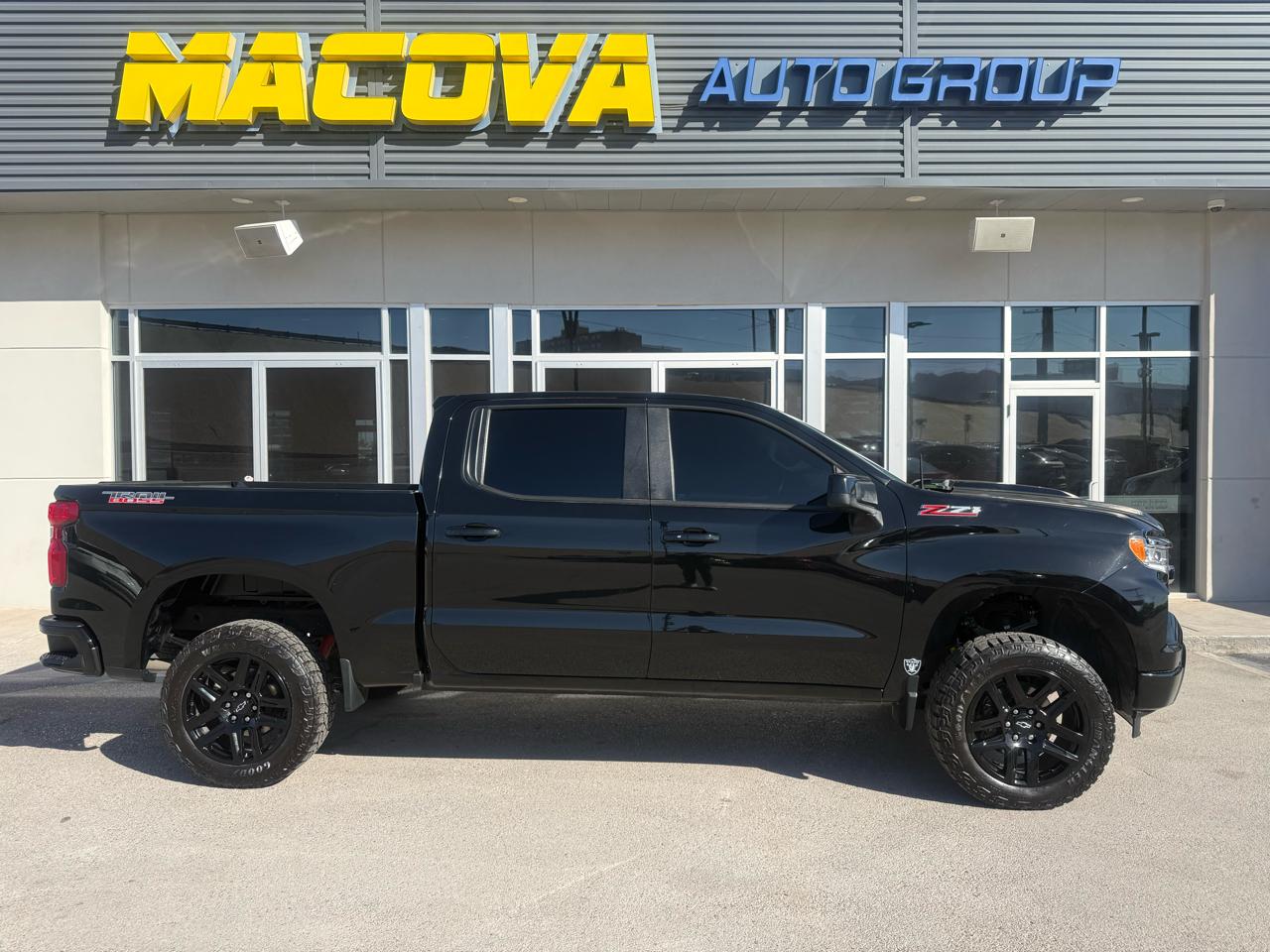 2023 Chevrolet Silverado 1500 4WD Crew Cab 147" LT Trail Boss