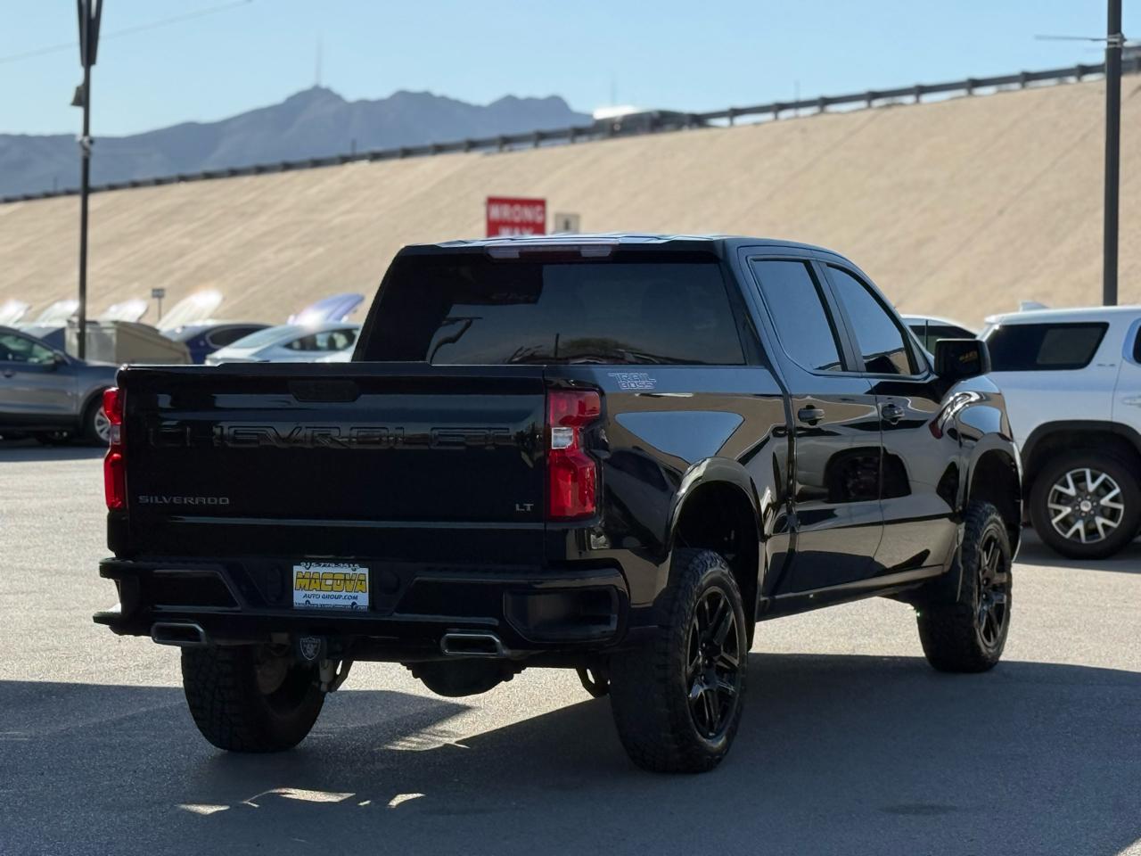Chevrolet Silverado 1500 4WD Crew Cab 147" LT Trail Boss 2023