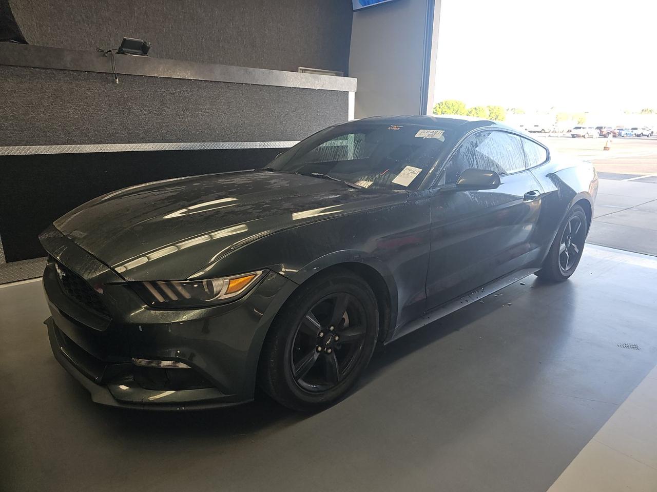 Ford Mustang 2dr Fastback EcoBoost 2015
