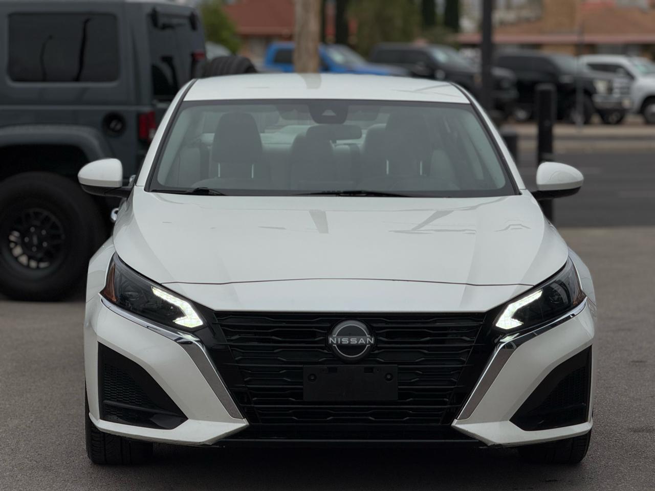 Nissan Altima 2.5 SV Sedan 2023