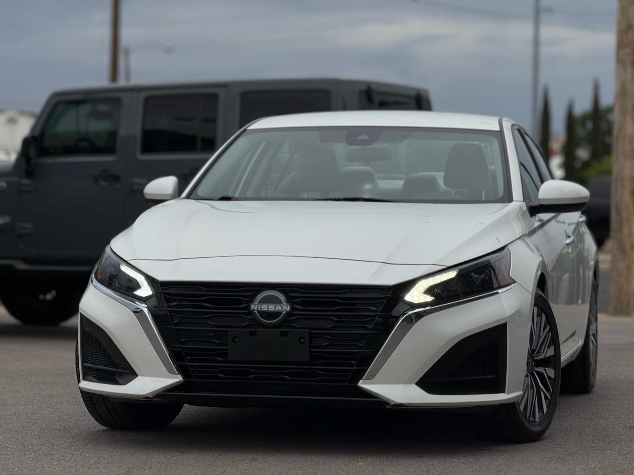 Nissan Altima 2.5 SV Sedan 2023