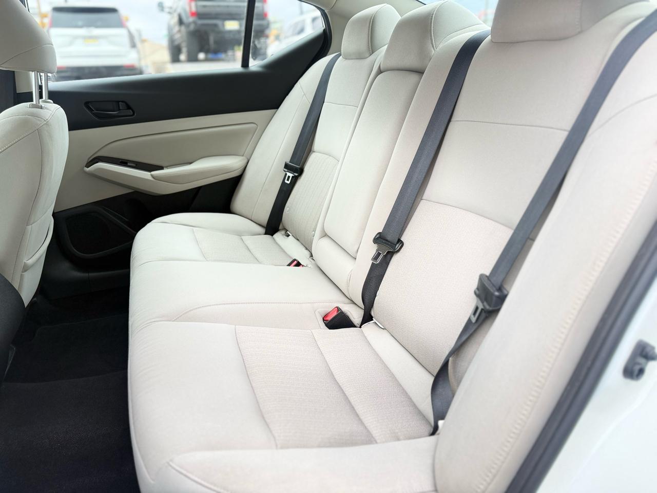 Nissan Altima 2.5 SV Sedan 2023