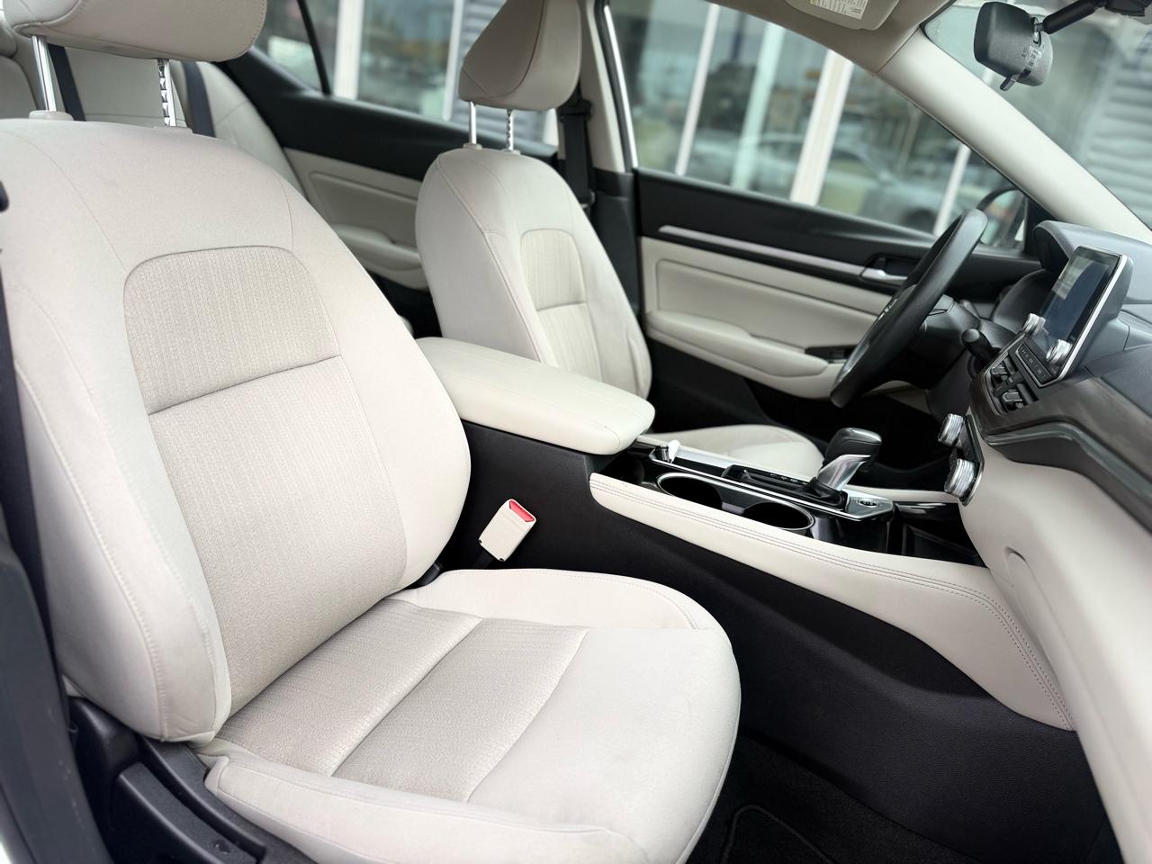 Nissan Altima 2.5 SV Sedan 2023