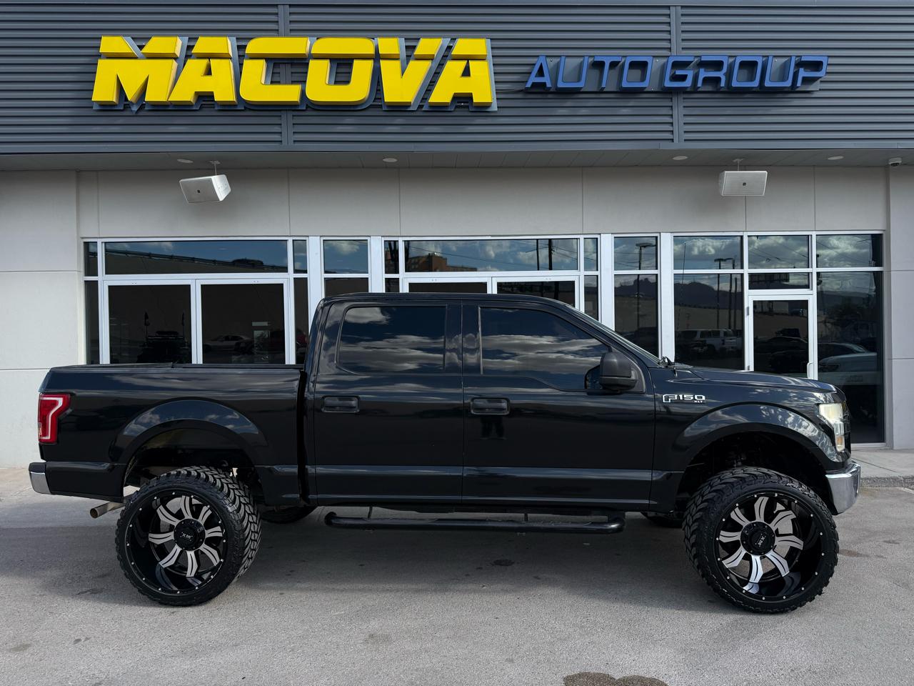 2015 Ford F-150 2WD SuperCrew 145" XLT