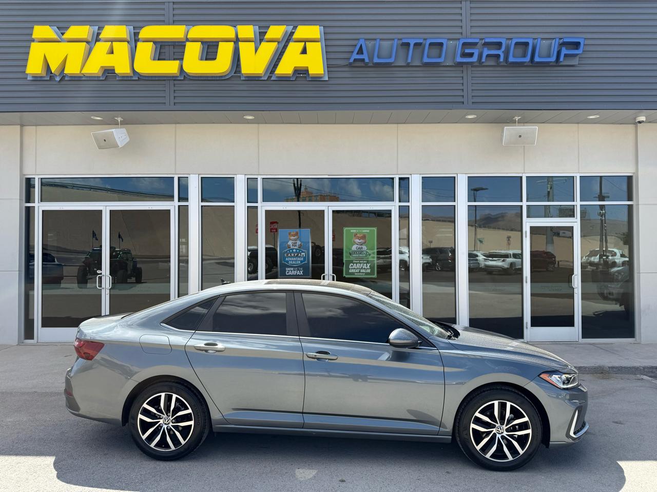 2025 Volkswagen Jetta SE Auto