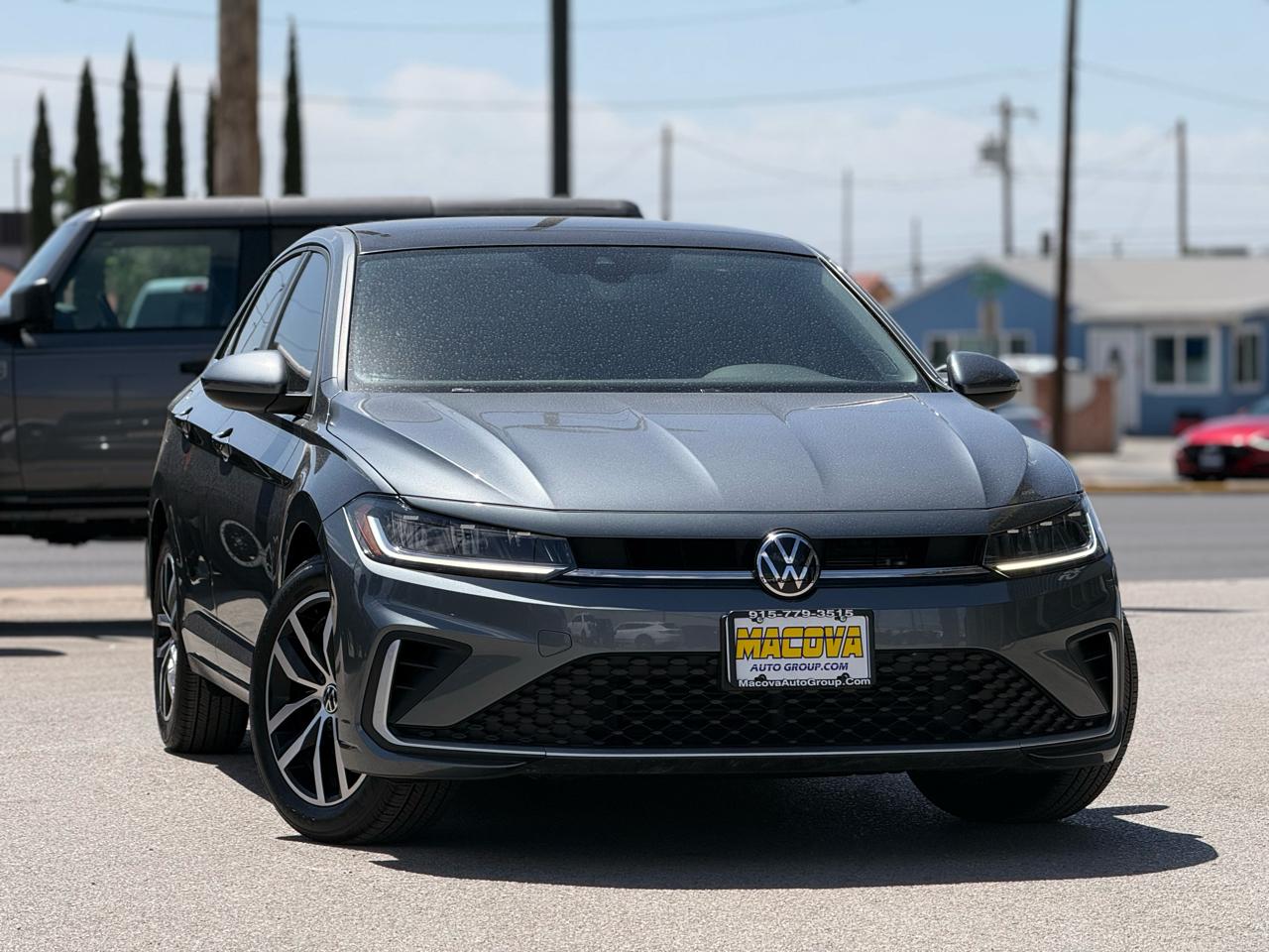 Volkswagen Jetta SE Auto 2025