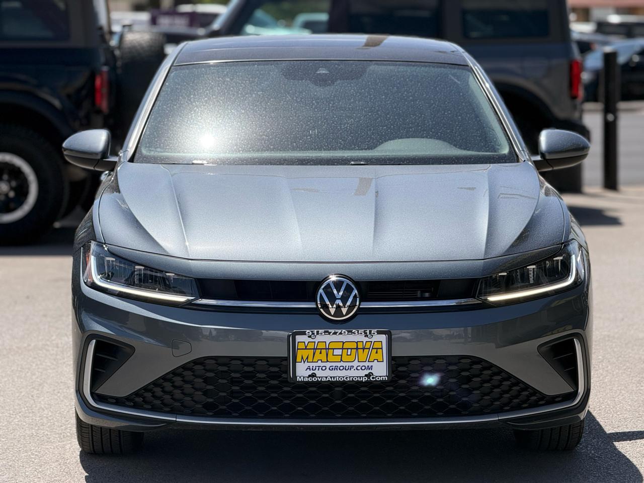 Volkswagen Jetta SE Auto 2025