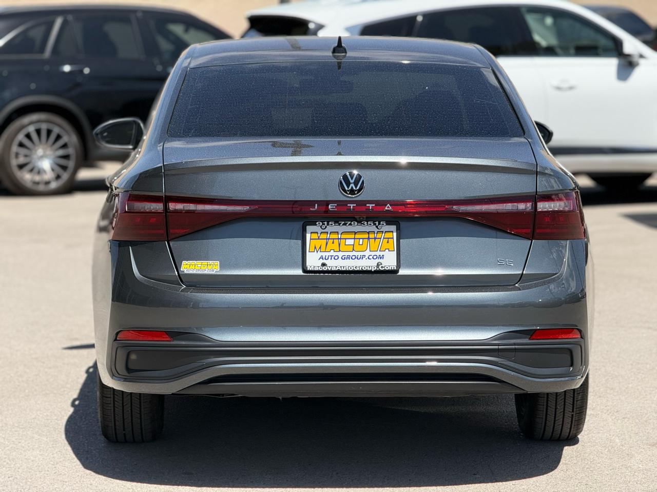 Volkswagen Jetta SE Auto 2025