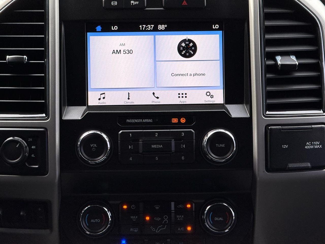Ford Super Duty F-350 SRW Lariat 4WD Crew Cab 8' Box 2019