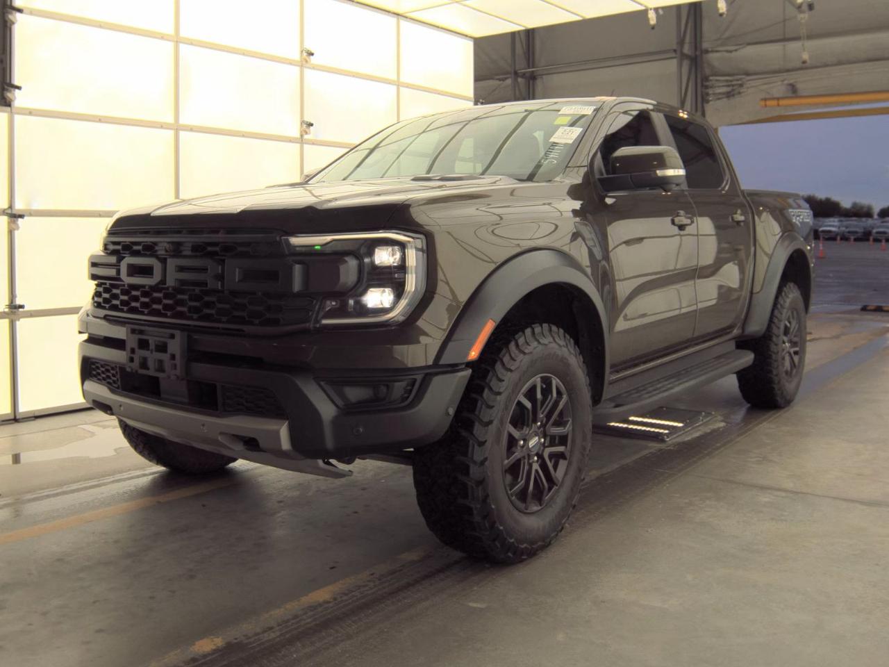 Ford Ranger Raptor 4WD SuperCrew 5' Box 2024