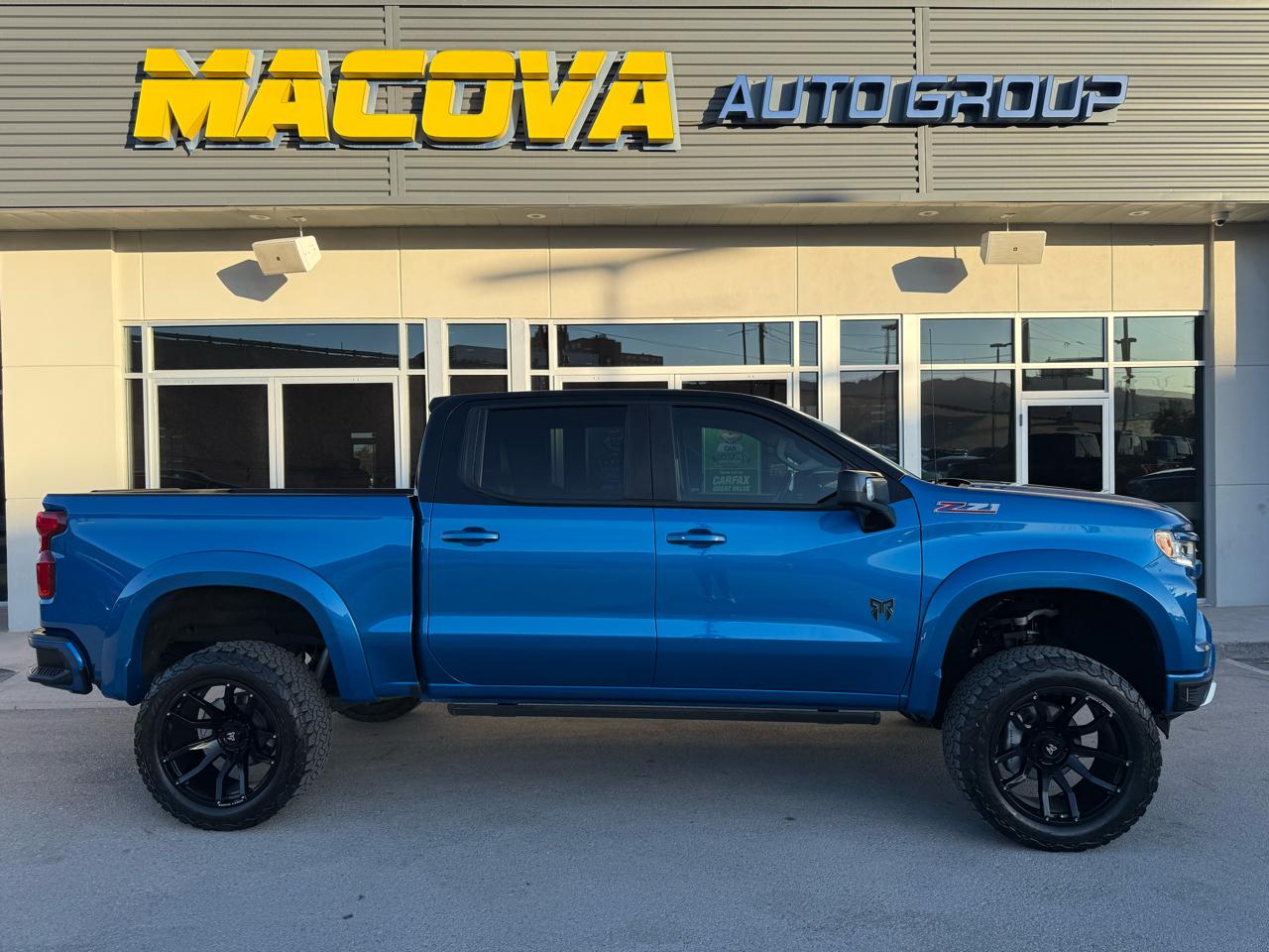 2023 Chevrolet Silverado 1500 4WD Crew Cab 147" RST