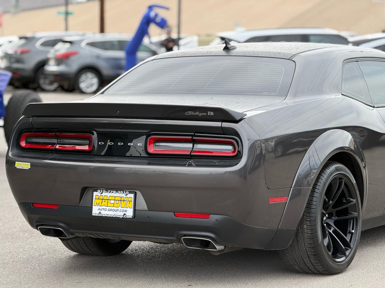 Dodge Challenger R/T Scat Pack Widebody RWD 2023