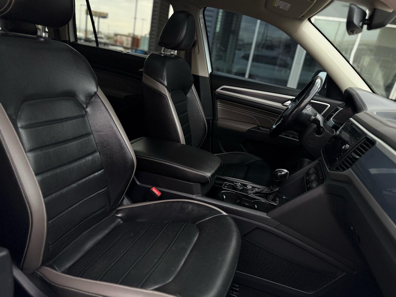 Volkswagen Atlas 2021.5 3.6L V6 SEL Premium R-Line 4MOTION 2021