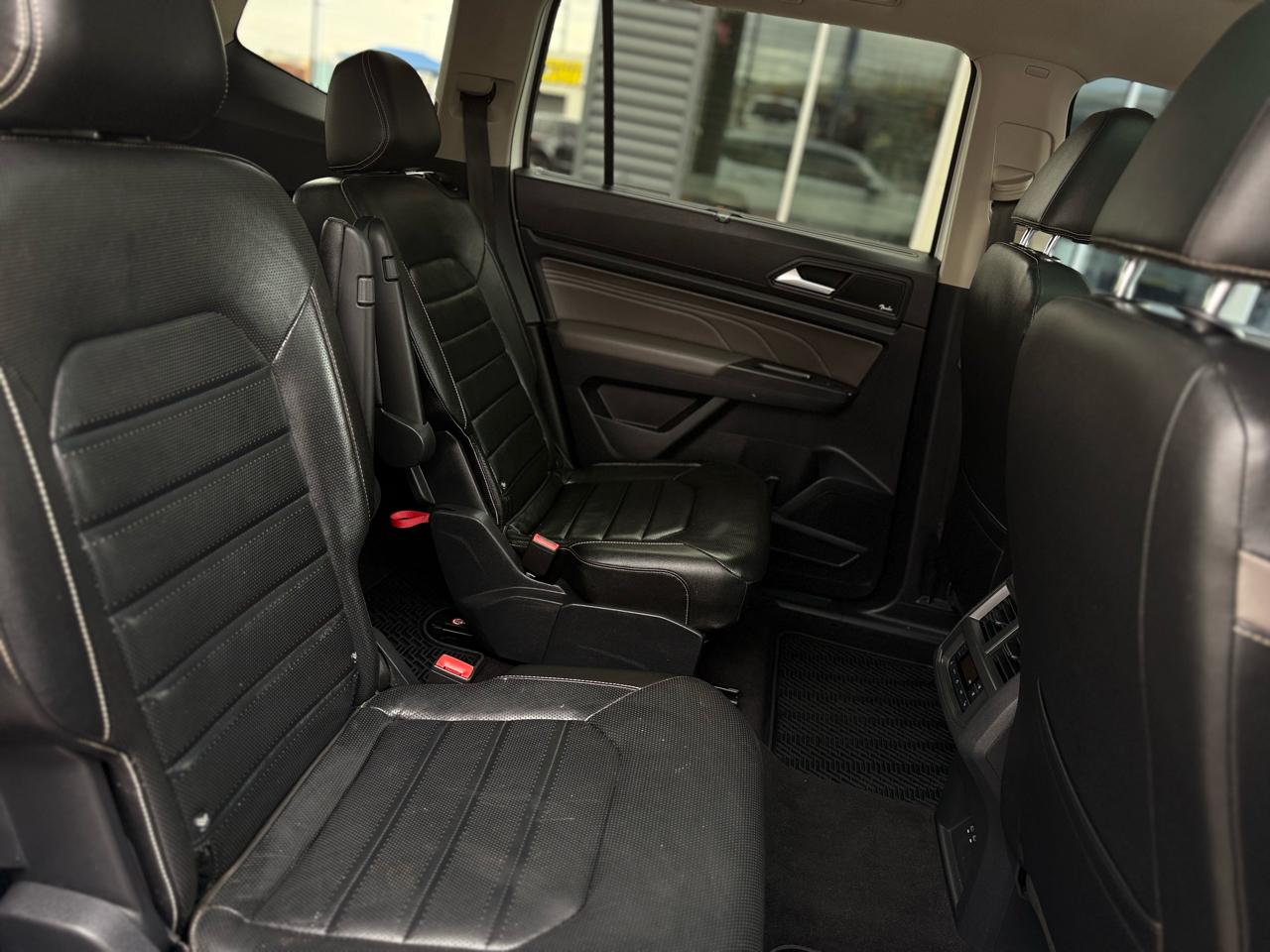 Volkswagen Atlas 2021.5 3.6L V6 SEL Premium R-Line 4MOTION 2021