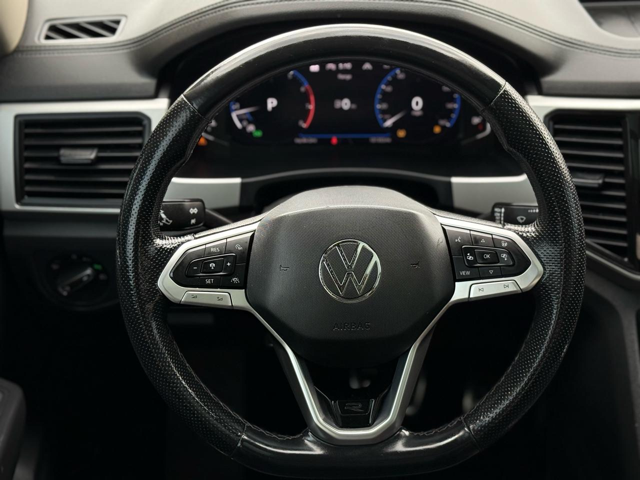 Volkswagen Atlas 2021.5 3.6L V6 SEL Premium R-Line 4MOTION 2021