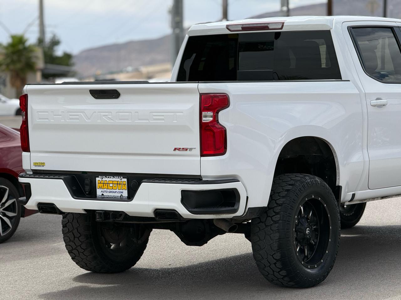 Chevrolet Silverado 1500 2WD Crew Cab 147" RST 2020
