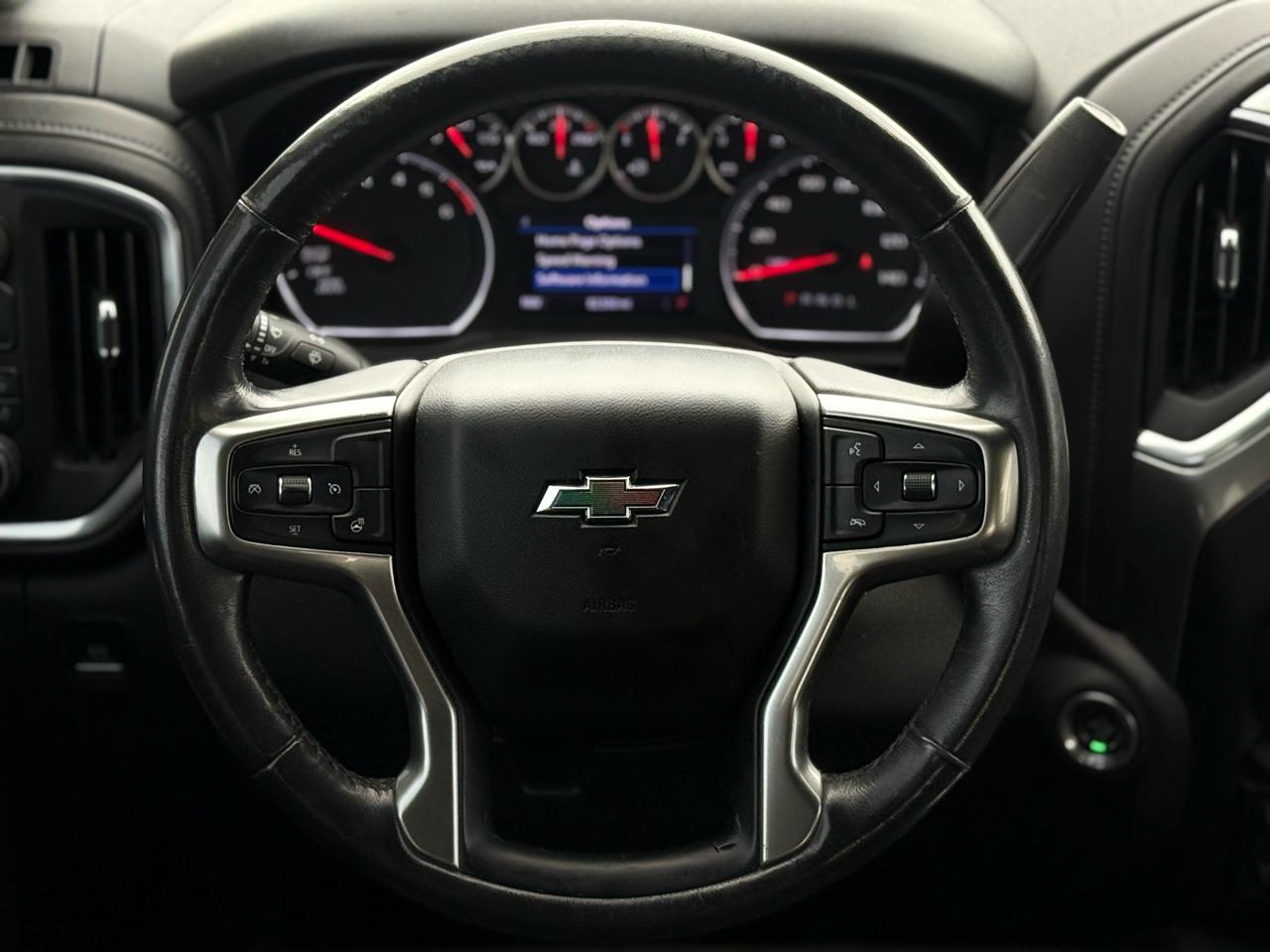 Chevrolet Silverado 1500 2WD Crew Cab 147" RST 2020