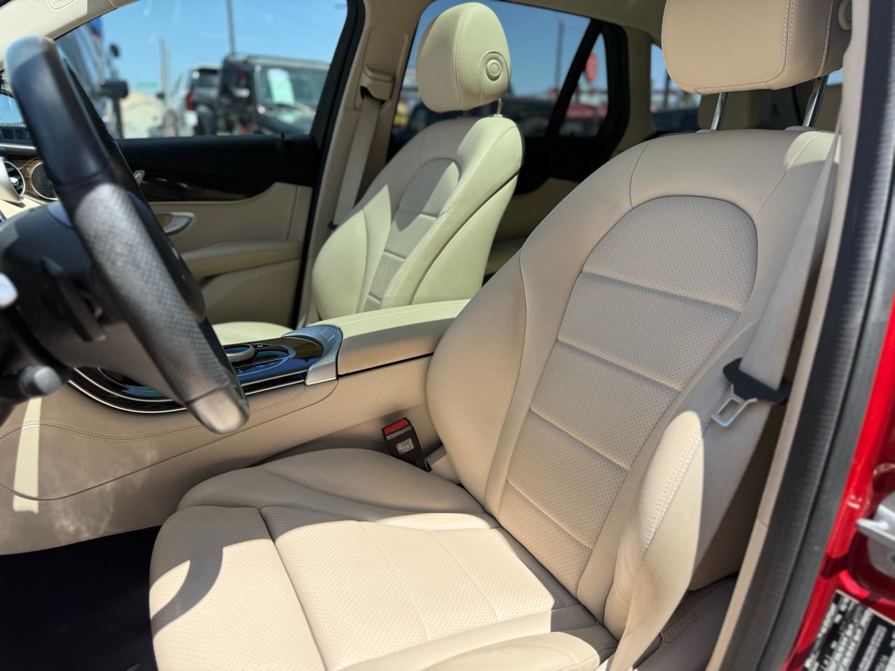 Mercedes-Benz GLC GLC 300 SUV 2019