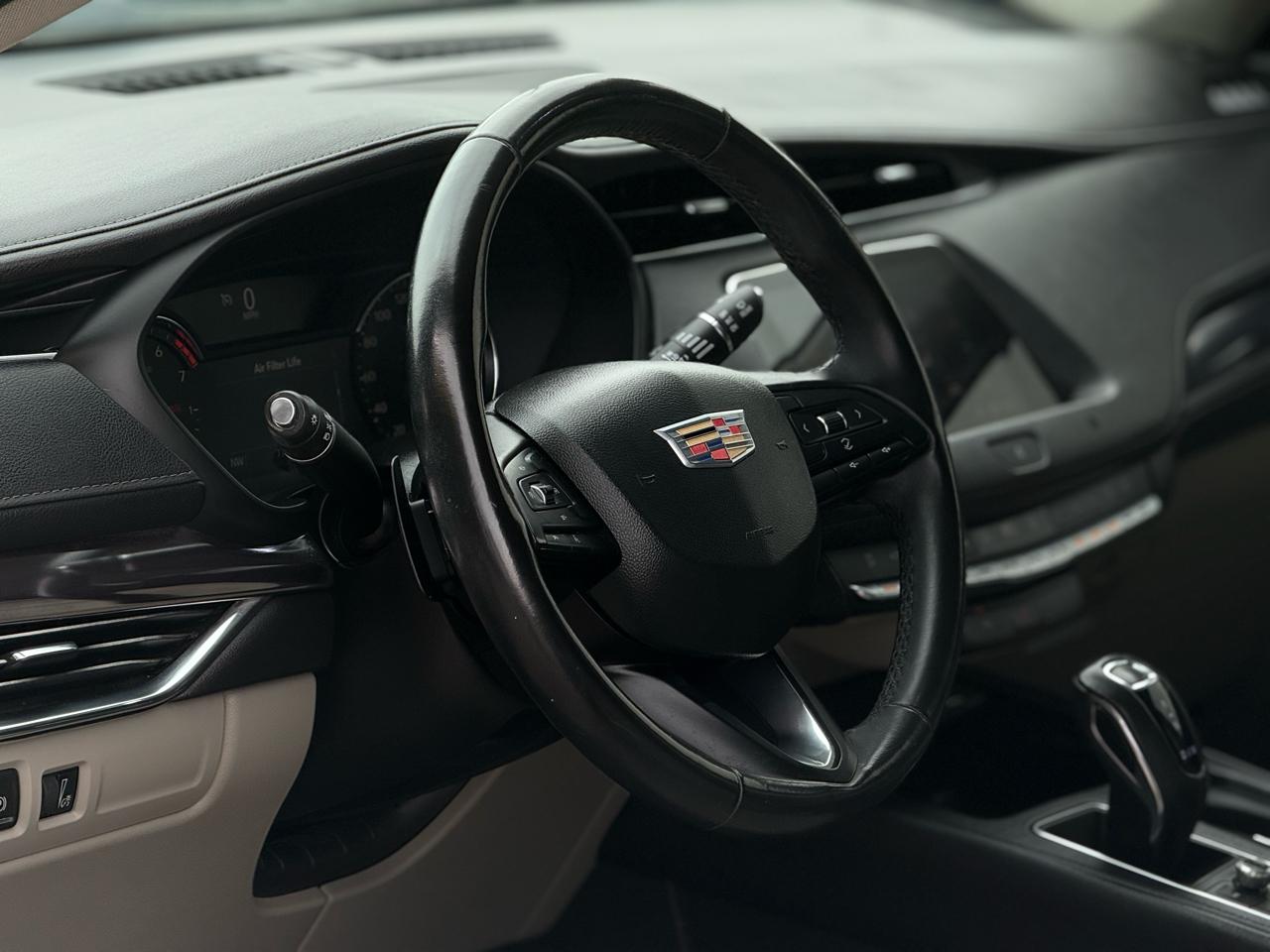 Cadillac XT4 FWD 4dr Luxury 2019