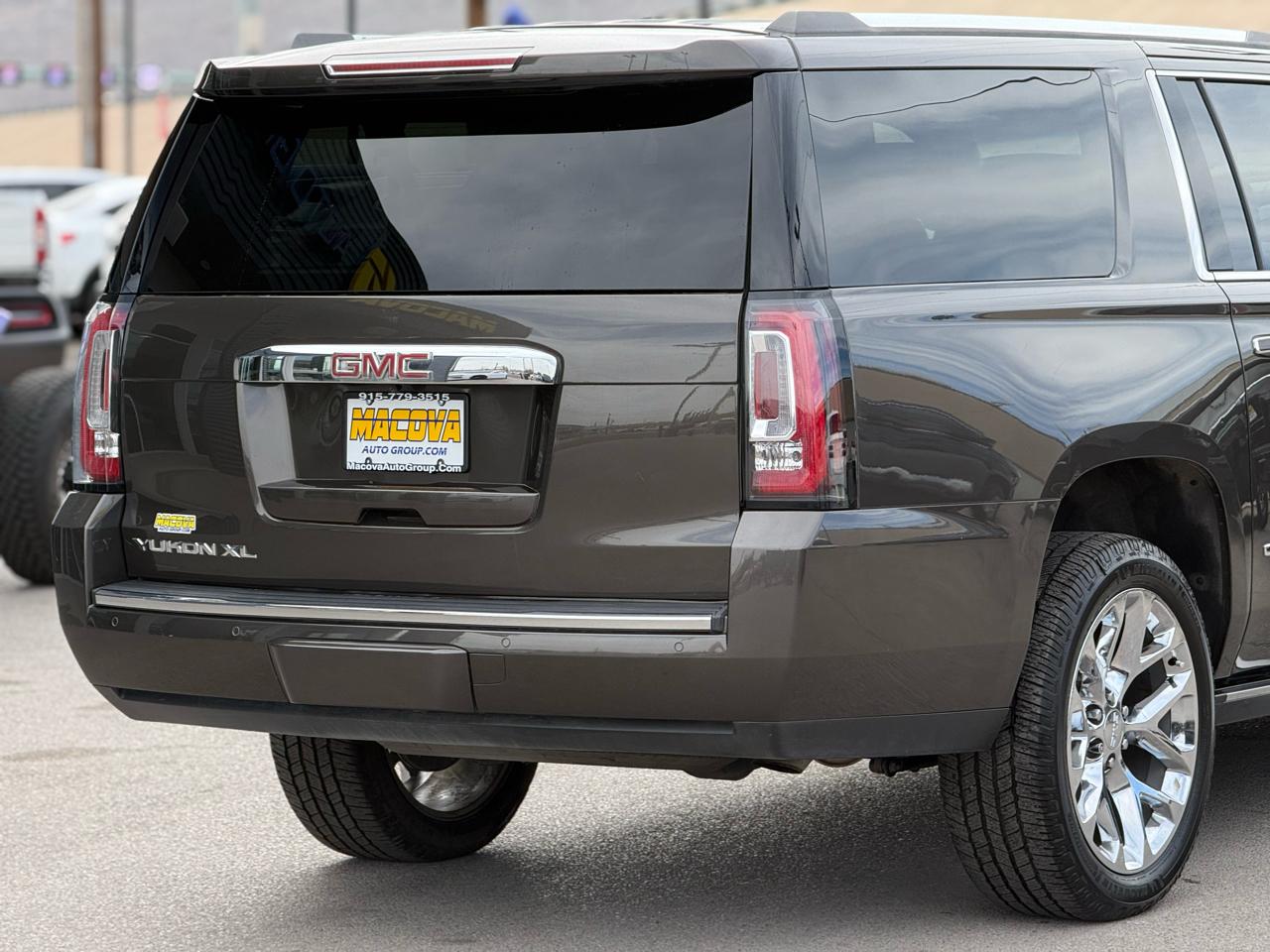 GMC Yukon XL 2WD 4dr Denali 2019