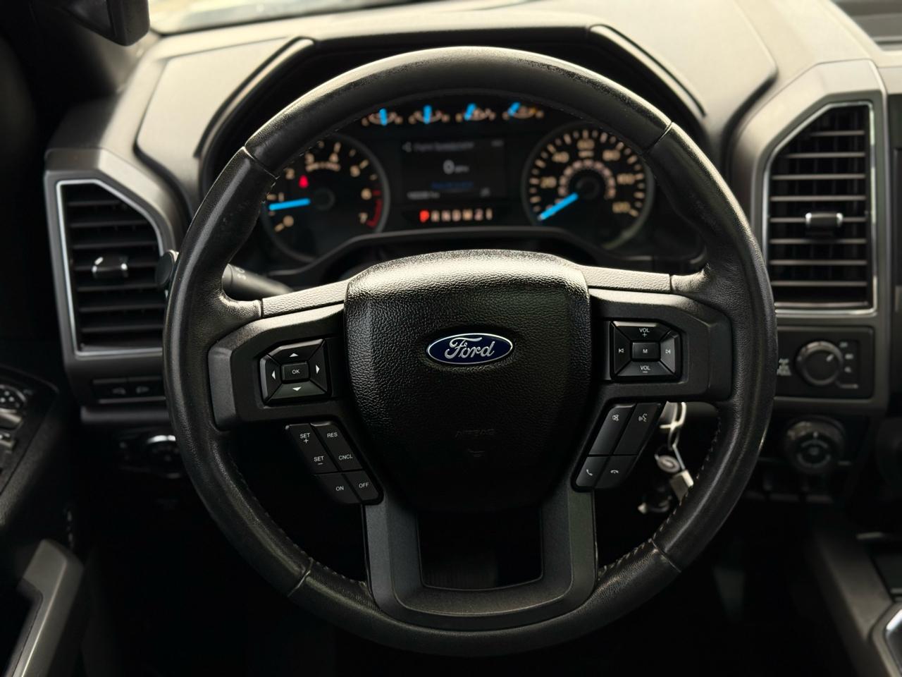 Ford F-150 XLT 4WD SuperCrew 5.5' Box 2017