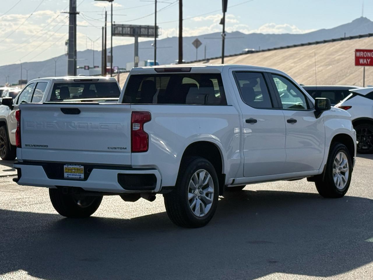 Chevrolet Silverado 1500 LTD 2WD Crew Cab 147" Custom 2022