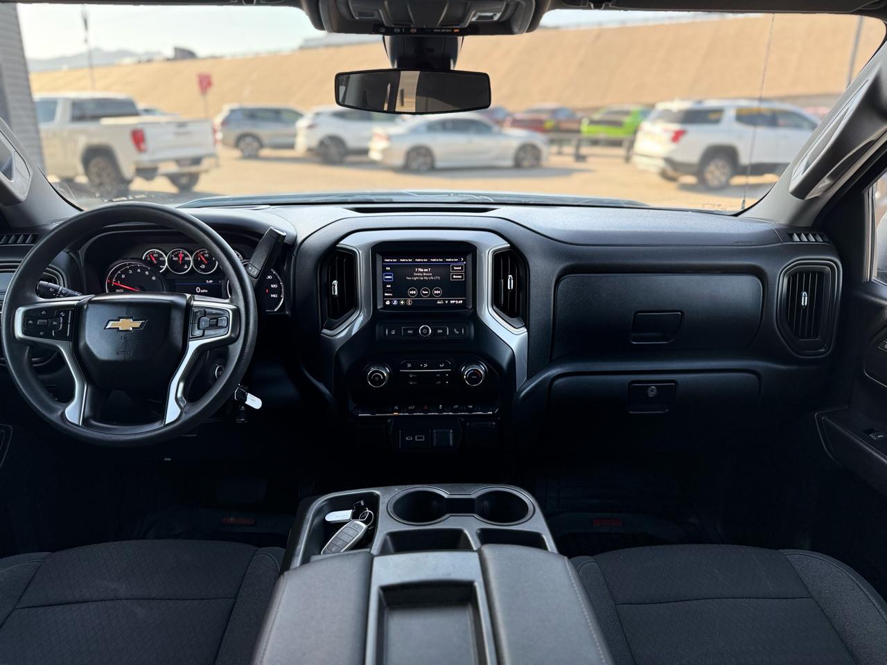 Chevrolet Silverado 1500 LTD 2WD Crew Cab 147" Custom 2022