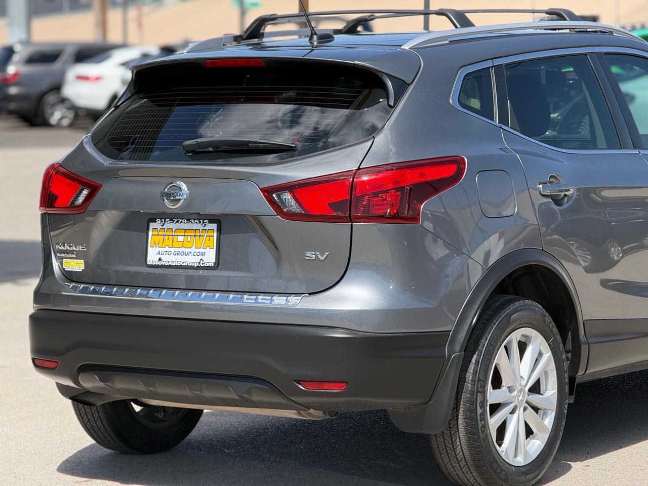 Nissan Rogue Sport FWD SV 2017