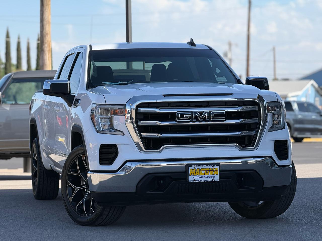 GMC Sierra 1500 4WD Crew Cab 147" SLE 2020